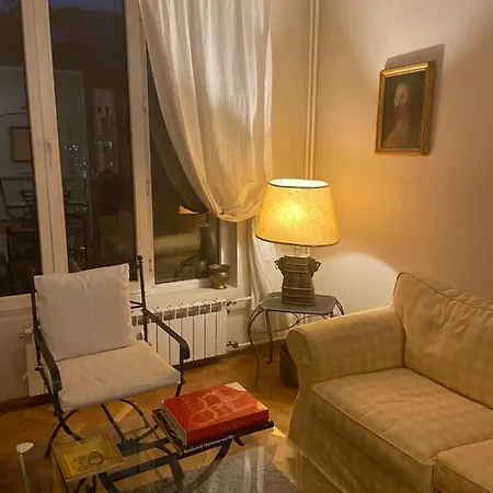 City Center Luxury Apartment Nicole *