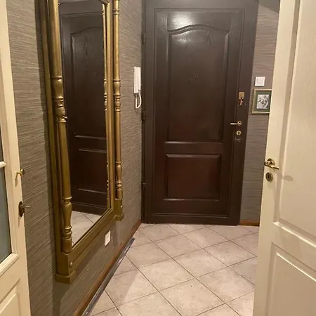 City Center Luxury Apartment Nicole Apartment